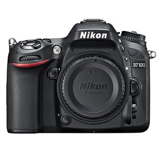 D7100 hus (begagnad)