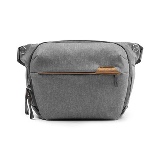 Everyday Sling 6L V2, ljusgrå