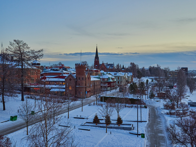 OM System 20mm f1.4_9w.jpg