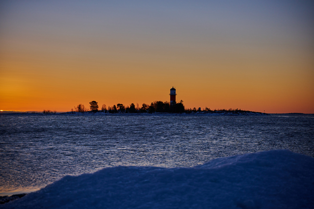 Nikon Z 28-75 f2.8_12w.jpg