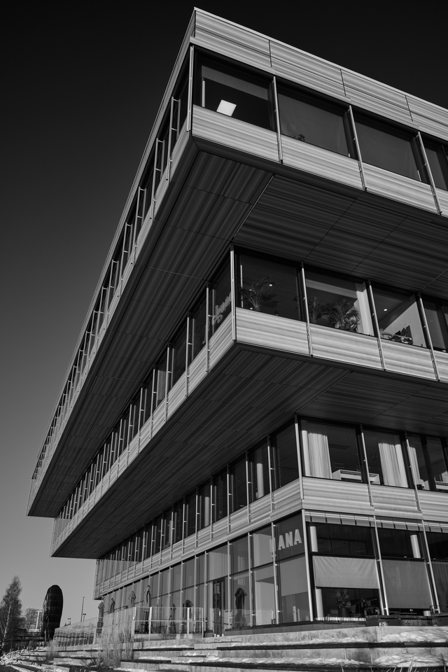 Nikon Z 28-75 f2.8_23w.jpg