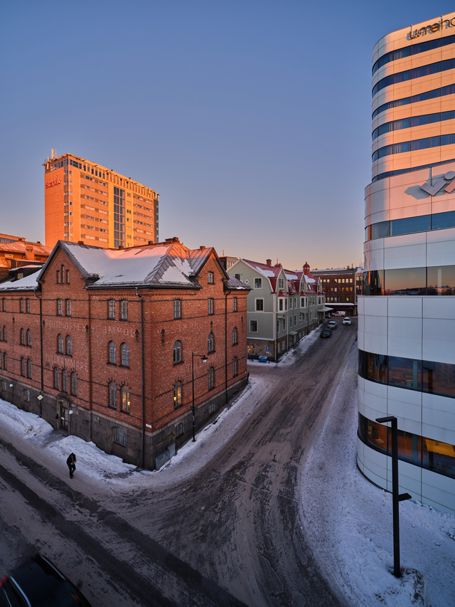 Laowa 19mm f2.8_17w.jpg