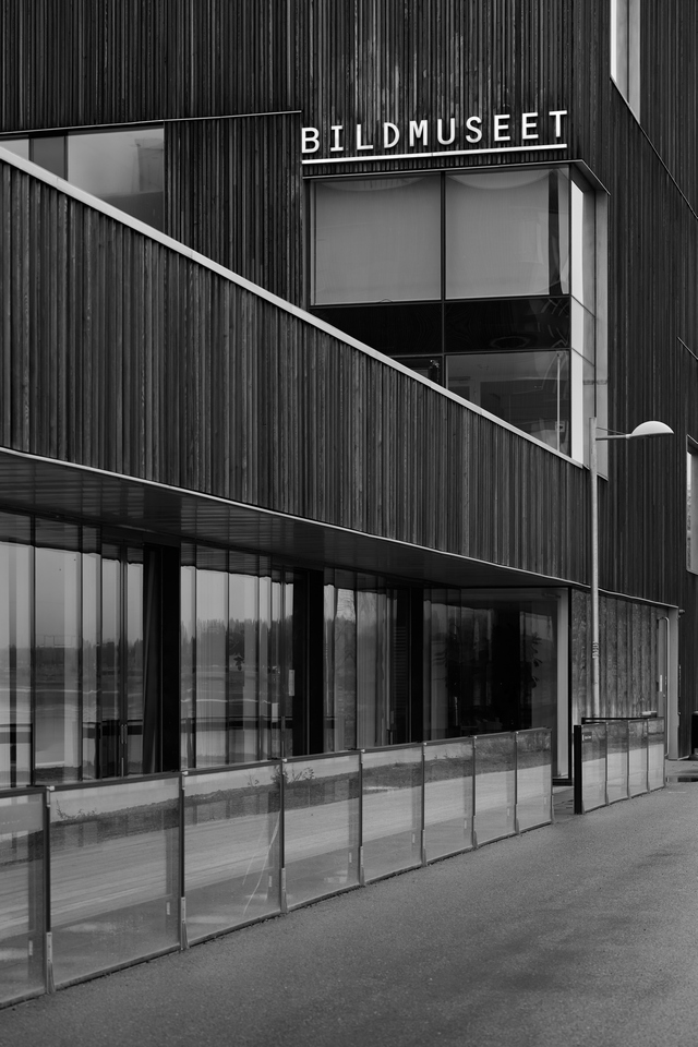 Nikon Z 70-200 f2.8_18w.jpg