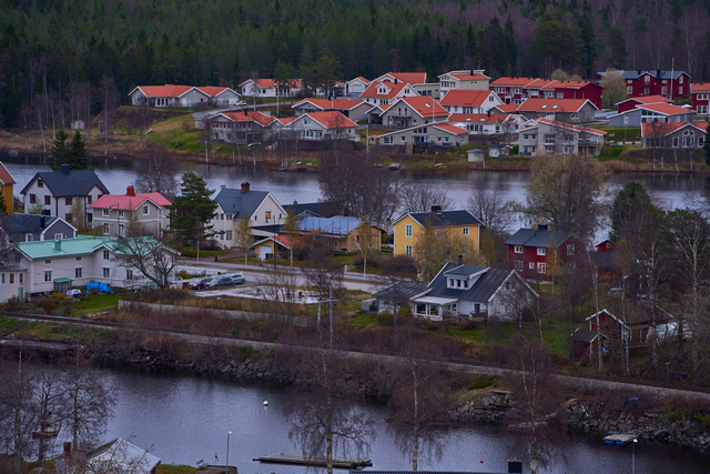 Tamron 70 300 Sony_6w.jpg