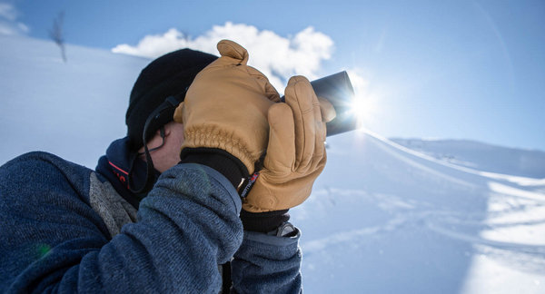 Vallerret_Hatchet Natural Tan_(22HTC-NT)_Lifestyle_2.jpg