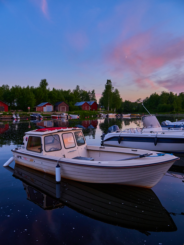 Olympus 8-25mm f4_11w.jpg