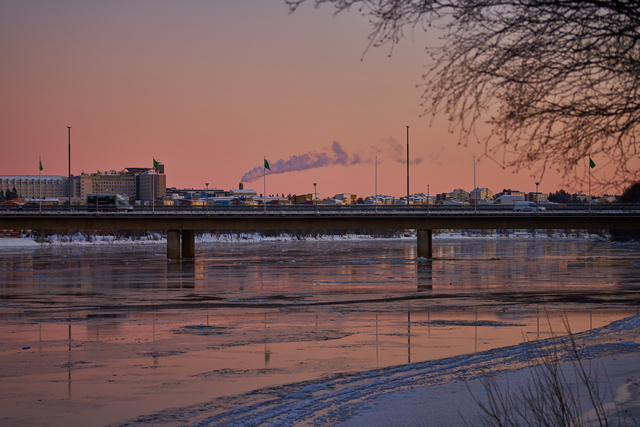 Sigma 100-400mm_12w.jpg