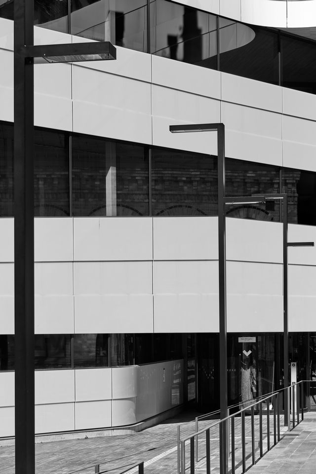 Panasonic S 85 f1.8_23w.jpg