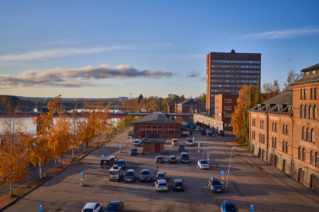 sony_fe_35_f1 8_13w.jpg