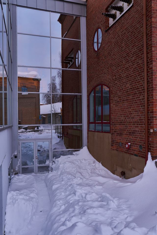 Tamron 17-70mm_5w.jpg