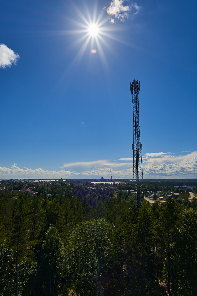 Sony 15mm f1.4_3w.jpg