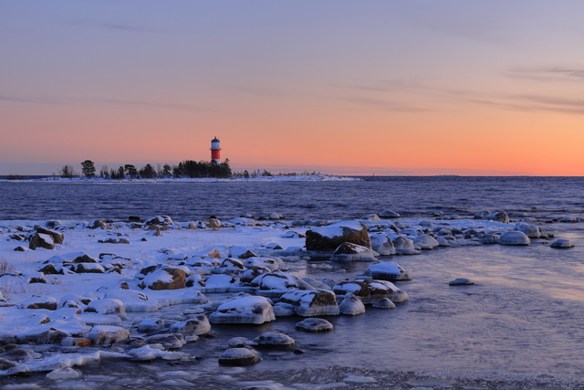 Canon EOS R3_22w.jpg