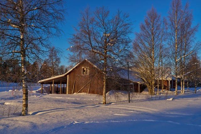 Sony FE 20-70mm f4_30w.jpg