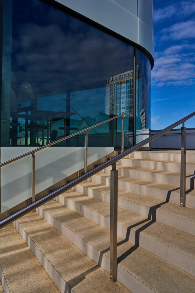 Samyang 24mm f1.8_11w.jpg