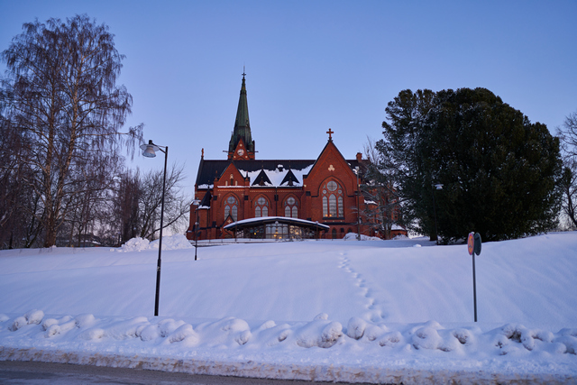 Samyang V-AF 24mm f1.8_1w.jpg