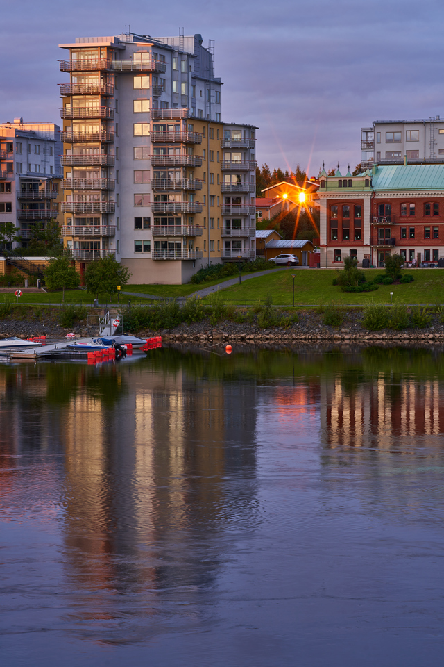 Voigtländer Macro 110mm_15w.jpg