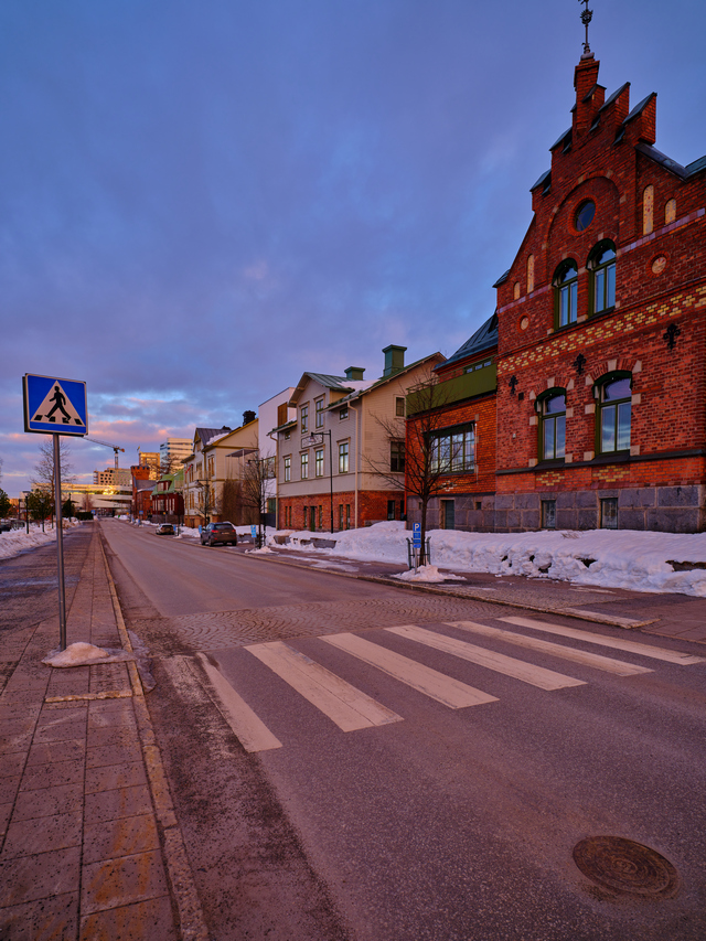 Fujifilm GFX100s_15w.jpg