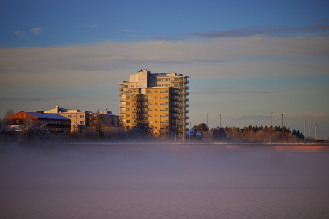 Canon RF 135 f1.8_26w.jpg