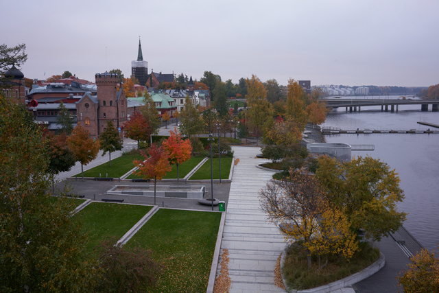 Voigtländer 35mm f1.2_16w.jpg