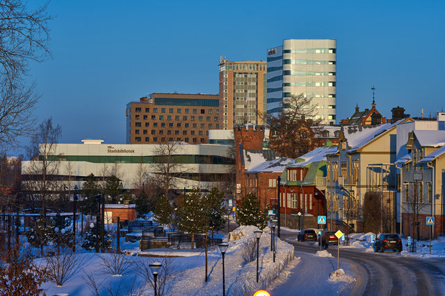 Samyang 135mm f1.8_5w.jpg