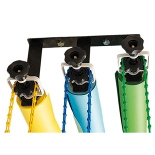 Vägghållare för bakgrunder med rullupphängning för 3 st rullar 