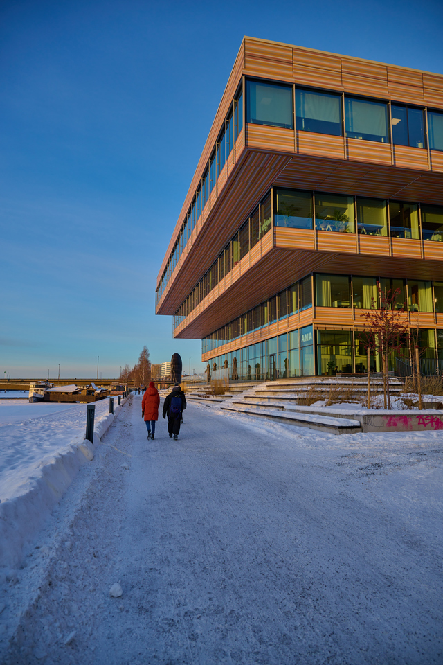 Nikon Z 24-120mm_13w.jpg