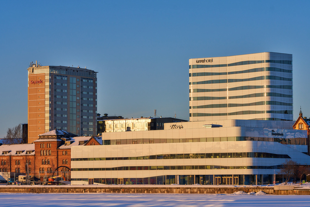 Samyang 135mm f1.8_22w.jpg