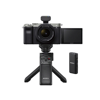 A7 C kamerahus + FE 28-60/4-5,6+ bordsstativ/grepp/fjärr + trådlös mikrofon