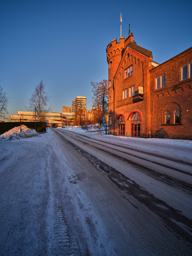 Laowa 19mm f2.8_1w.jpg