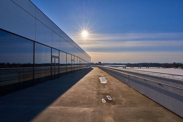 Sony PZ 16-35mm f4 G_25w.jpg