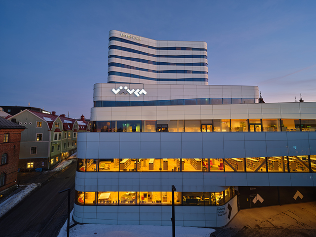 Laowa 17mm f4_3w.jpg