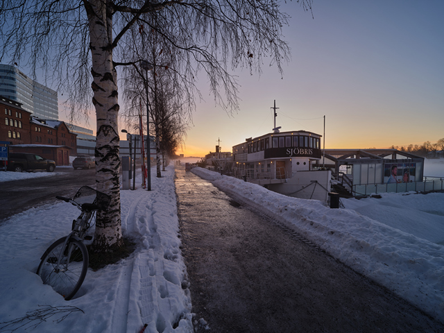 Laowa 17mm f4_12w.jpg