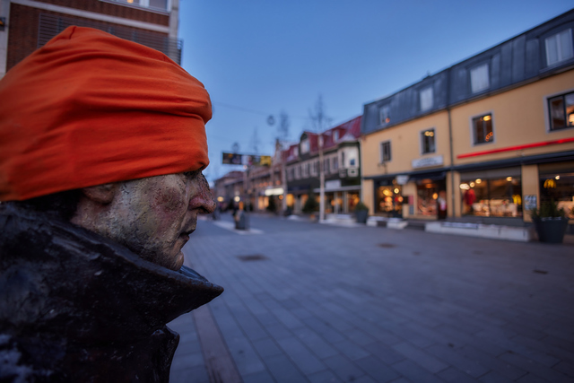 Canon RF 16mm f2.8_4w.jpg