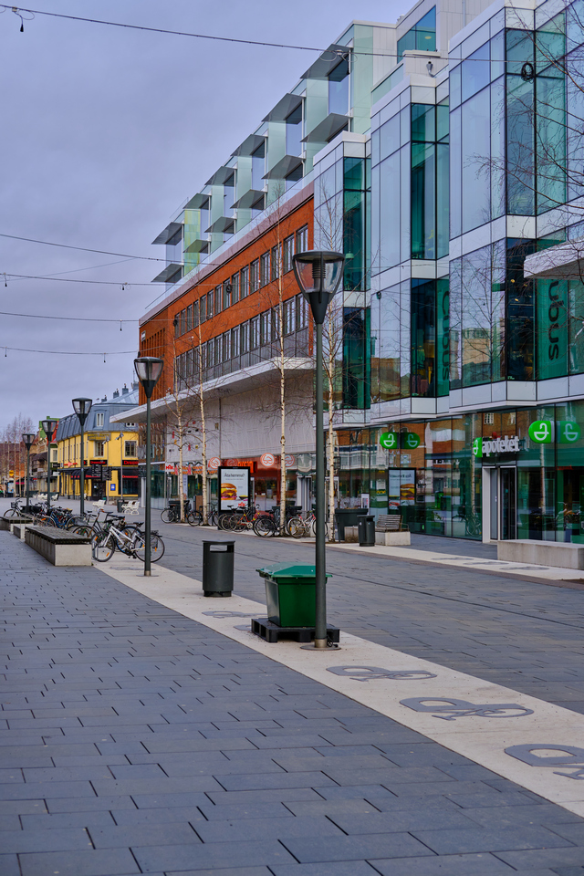 Fujifilm XC 35 f2_4w.jpg