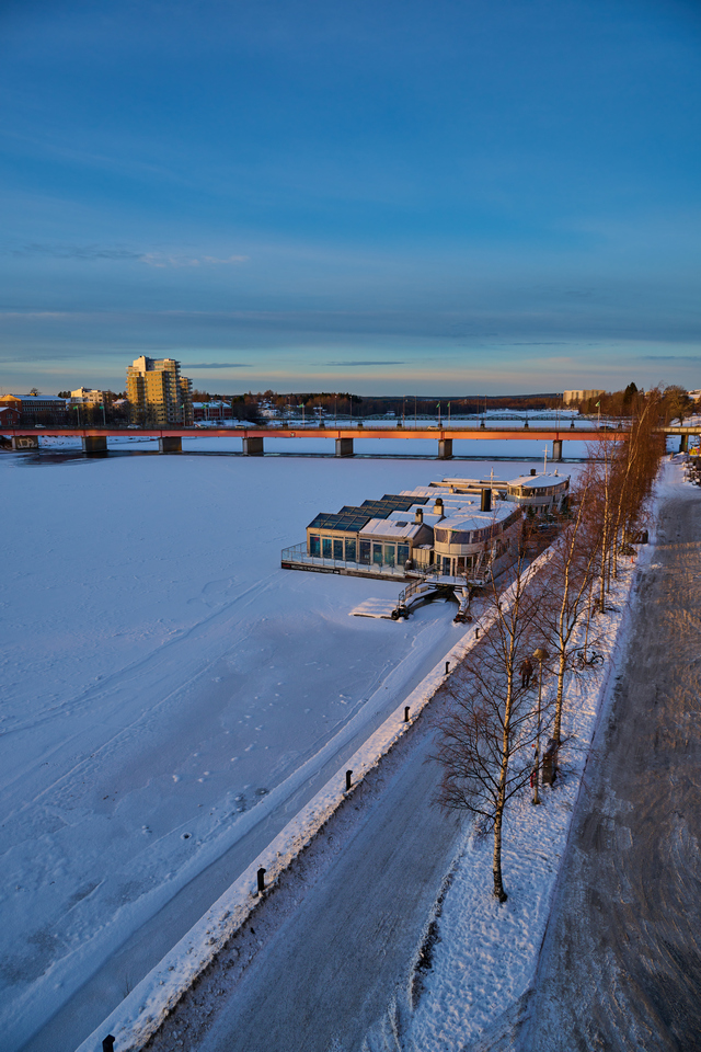 Nikon Z 24-120mm_8w.jpg