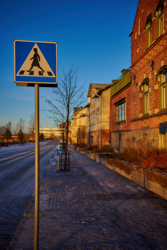 Nikon Z 28mm f2.8_14w.jpg