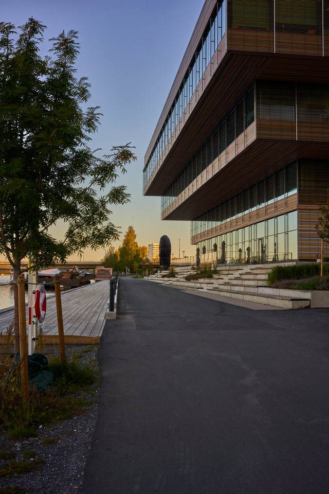 Voigtländer 35mm f2_14w.jpg