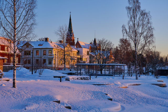 Nikon Z 18-140mm_15w.jpg