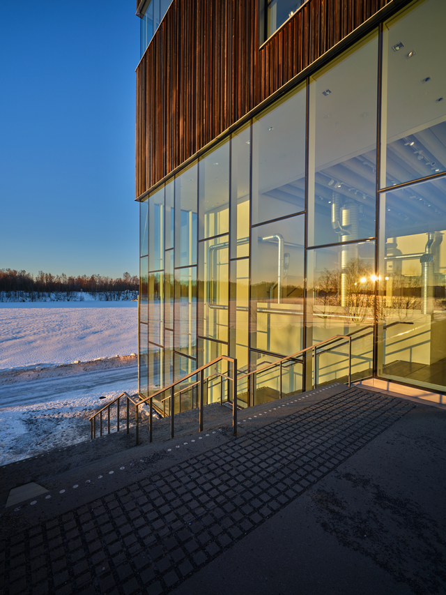 Laowa 19mm f2.8_6w.jpg