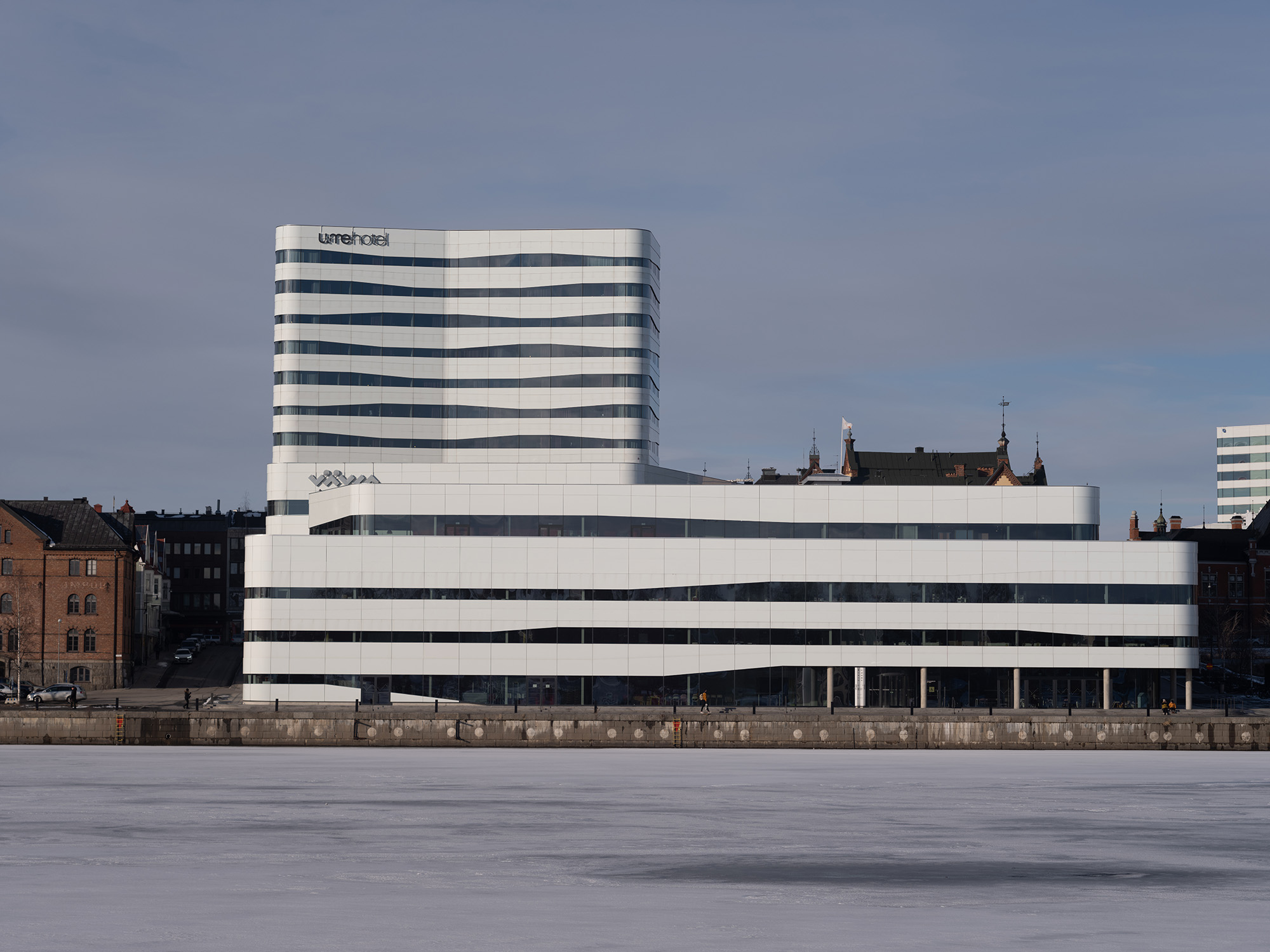 El-Nikkor 105-2w.jpg