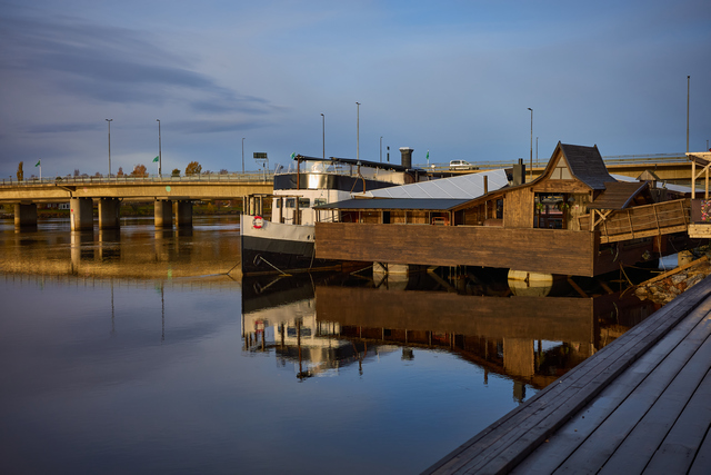 Ricoh GR IIIx_26w.jpg