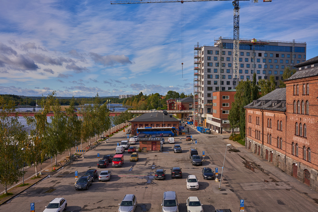 Voigtländer 35mm f1.2_8w.jpg