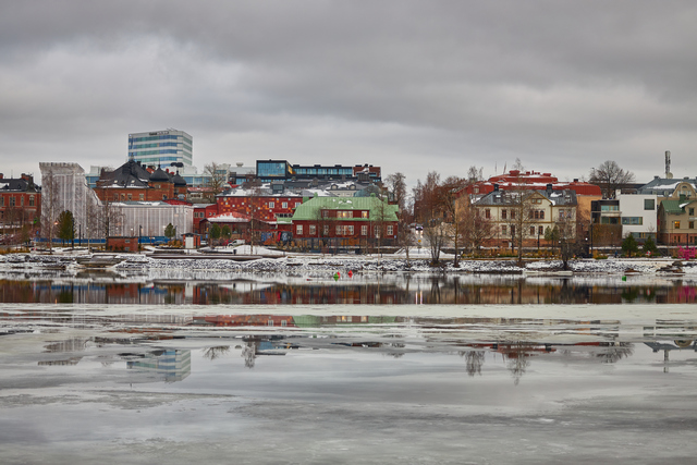 Canon RF_70200_f28_10w.jpg