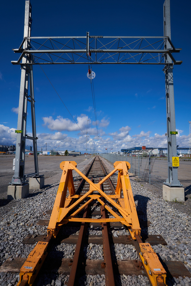 Sony 11mm f1.8_5w.jpg