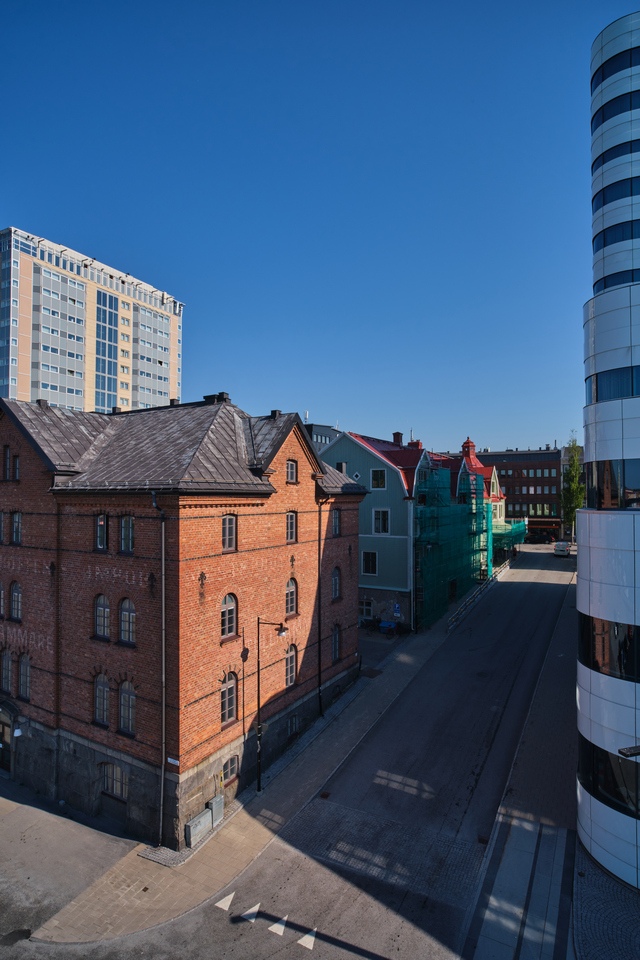 Viltrox 13mm f1.4_4w.jpg