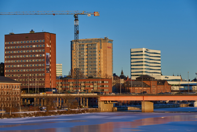 laowa 65 f2,8 macro_6w.jpg