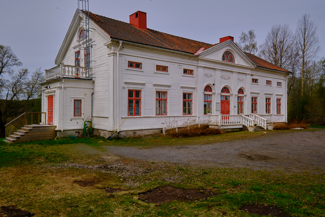 Fujfilm X-E4_12w.jpg