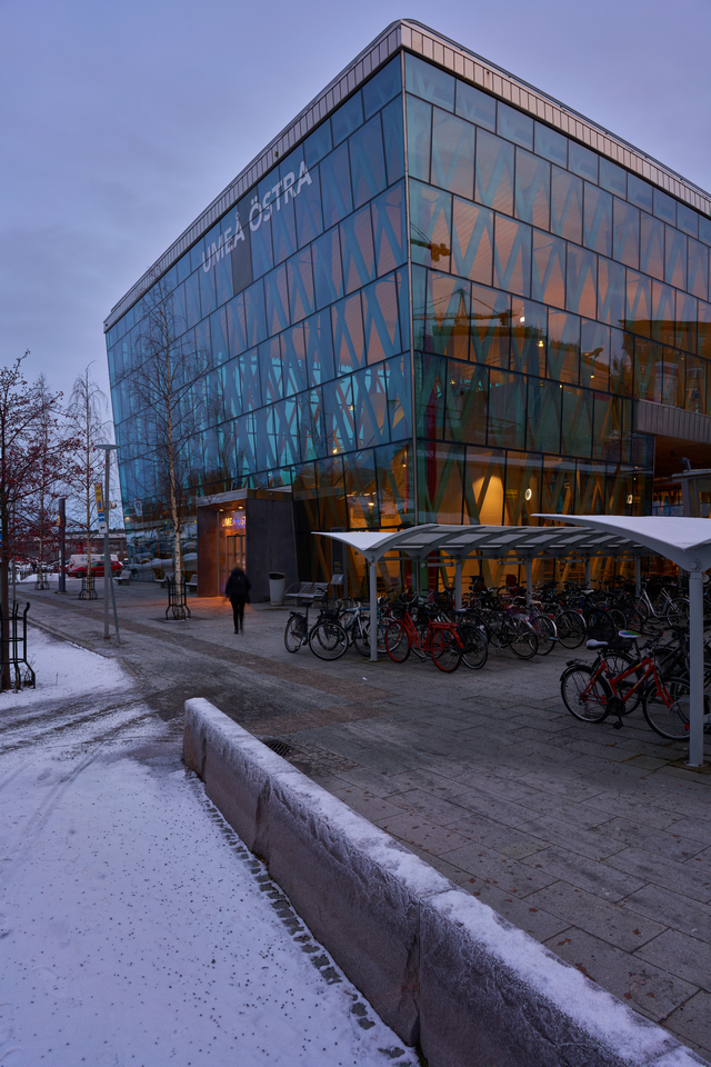 tamron 24mm f28_5w.jpg