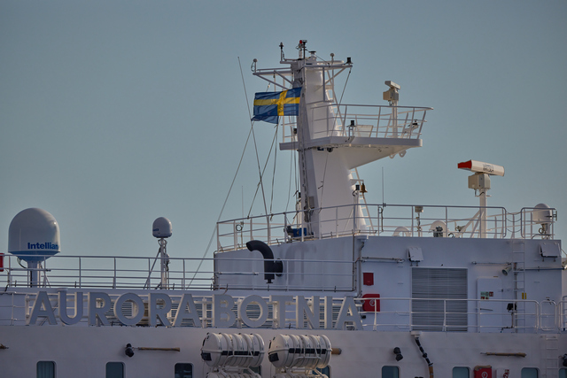 Canon RF 800mm f5.6_16w.jpg