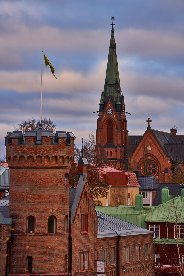 Tamron 70 300 Sony_1w.jpg